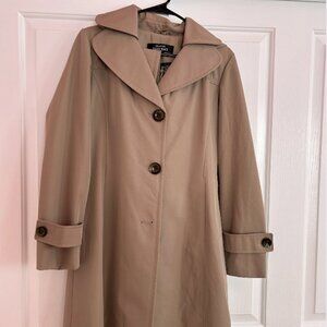 STUNNING Ellen Tracy trenchcoat